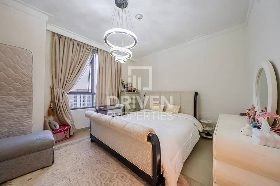 Furnished | Waterfront Living | Large Layout - Image 11