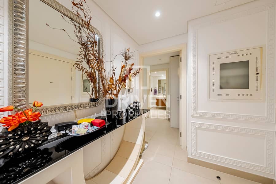 Furnished | Waterfront Living | Large Layout - Image 12