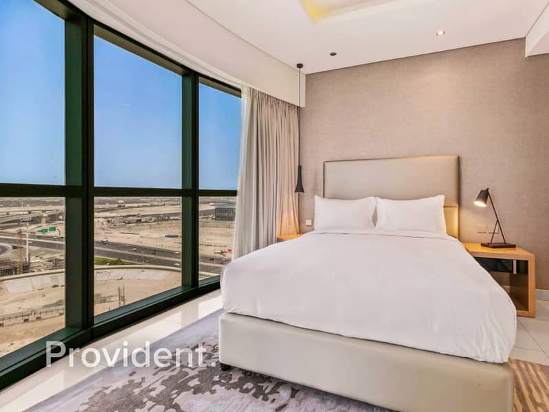 Luxury 3BR Corner Unit | Canal View | Furnished - Image 6