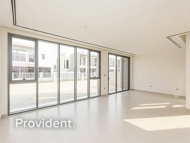 Back to Back | Vacant | Multiple Options | Type E2