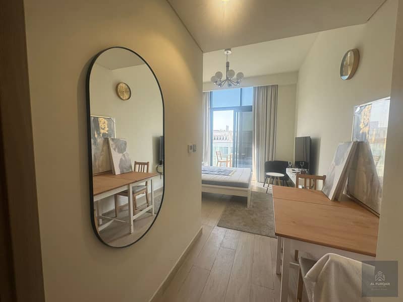 A POOL VIEW STUDIO HIGH FLOOR FOR SALE