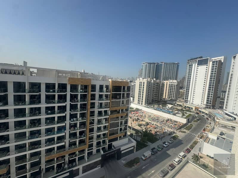 A POOL VIEW STUDIO HIGH FLOOR FOR SALE - Image 8