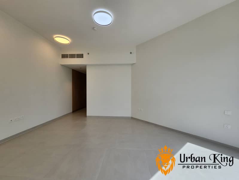 Brand New Building 3bhk Plus Maid Ready Move - Image 8