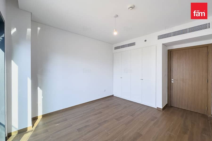 Bright & Modern 2br | 2 Bathroom Apartment - Image 13