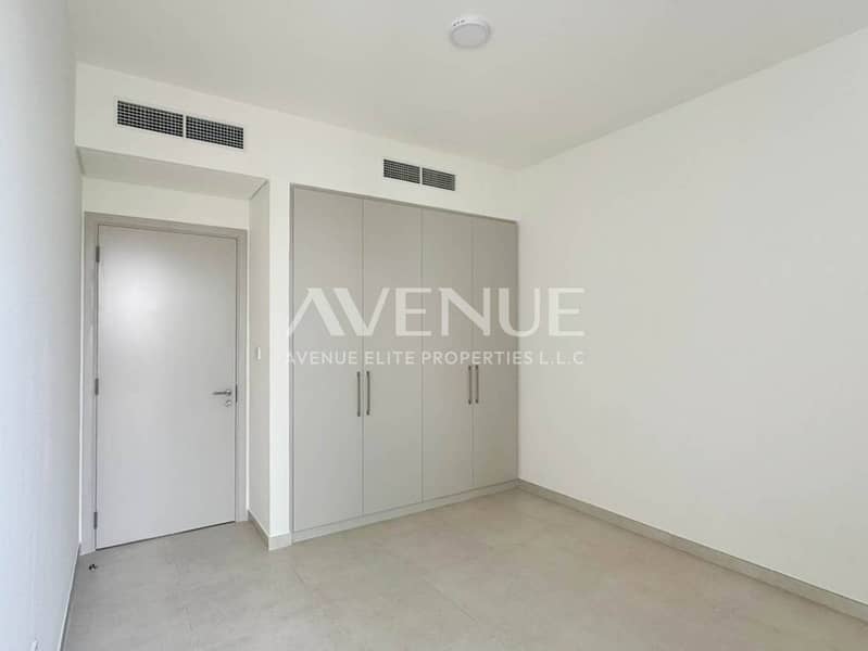 Corner Unit | Opposite Pool | Park View - Image 7