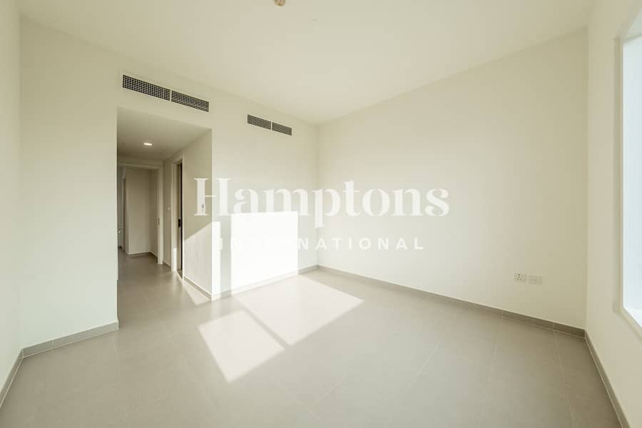 Modern 2BR + Large Balcony | Great Location - Image 8