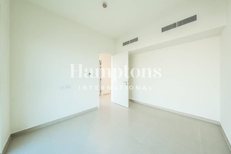 Modern 2BR + Large Balcony | Great Location - Image 14