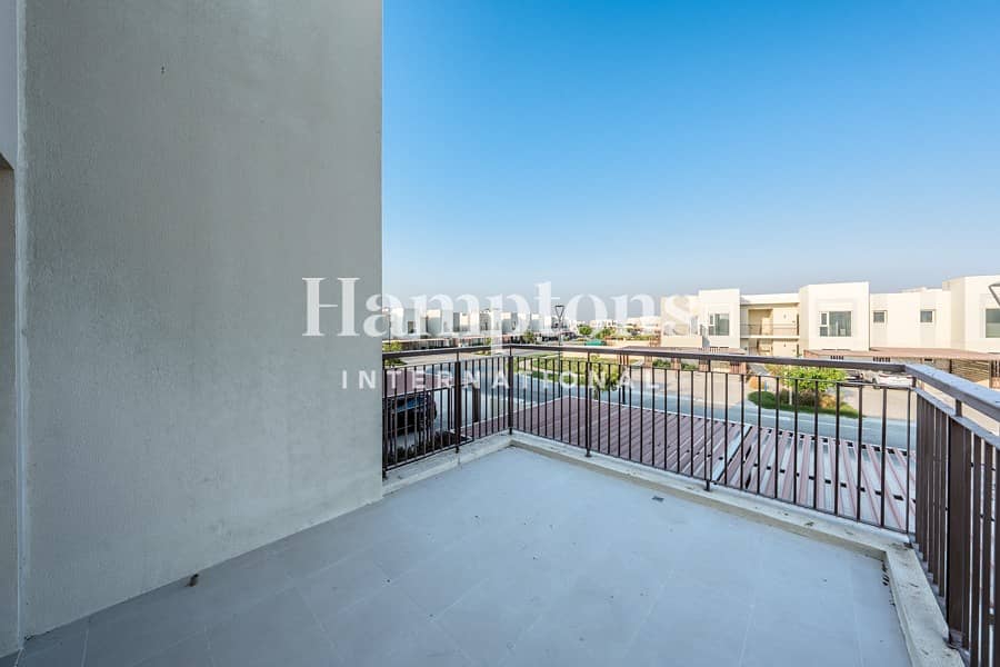 Modern 2BR + Large Balcony | Great Location - Image 19