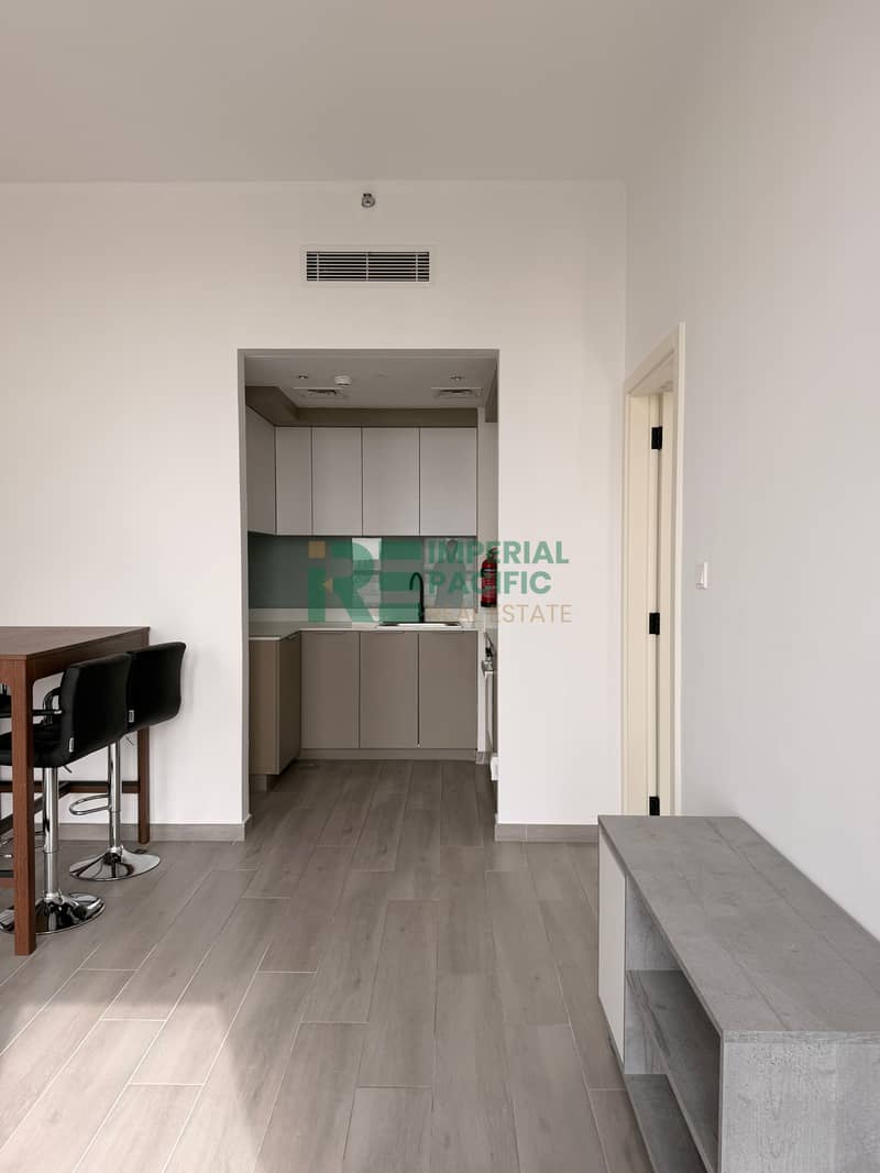 Semi Furnished | Spacious Layout | Community View