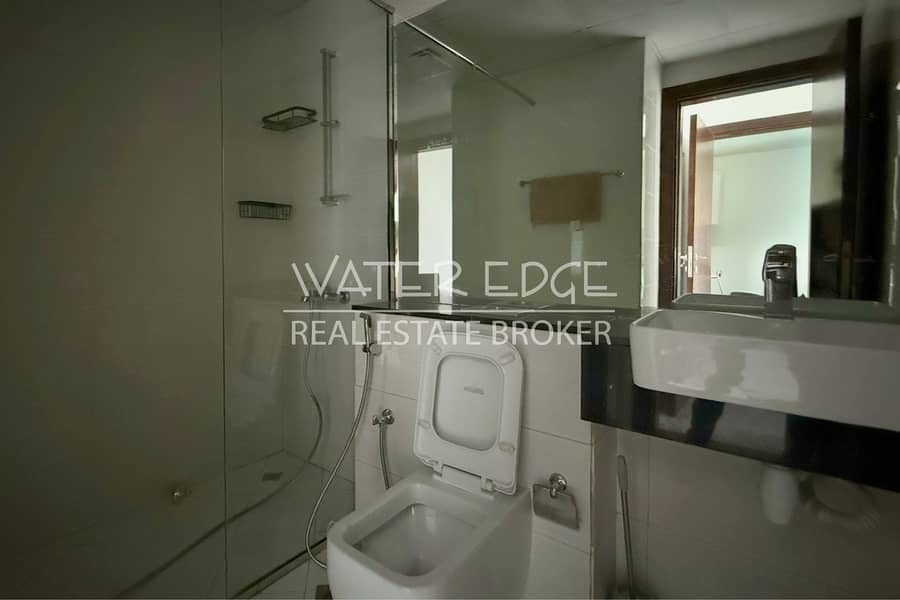 Large Terrace | Fully Furnished | Vacant - Image 11