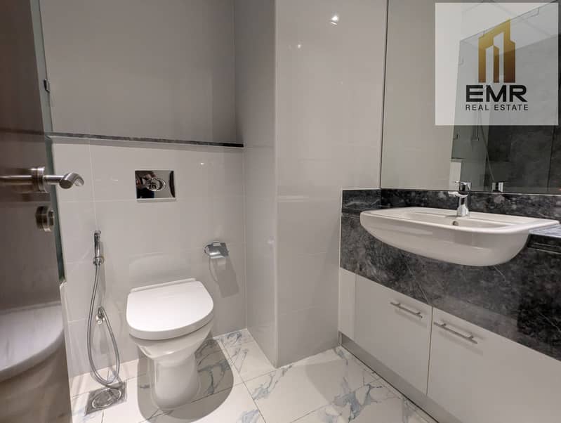 Luxury 3BR + Maid | Full Canal View | High Floor | Vacant - Image 12