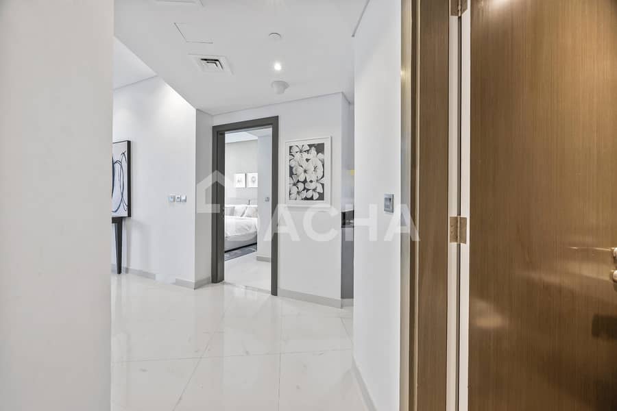 Premium Upgraded | Open Canal View | Business Bay - Image 20