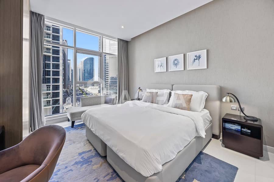 Premium Upgraded | Open Canal View | Business Bay - Image 24