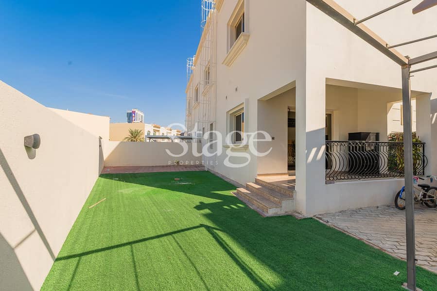 Family Community-Spacious Layout-Ready to move in