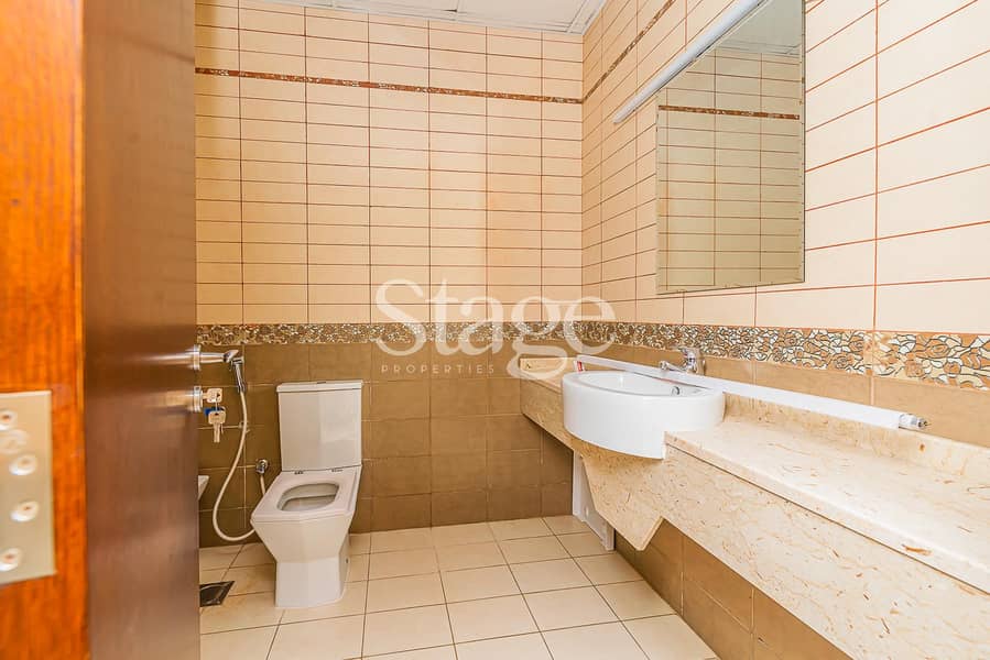 Family Community-Spacious Layout-Ready to move in - Image 28