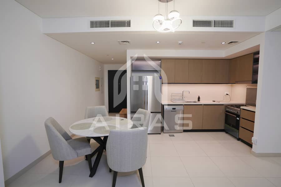 Emaar's Burj Crown: Spacious 2BR in Heart of Downtown