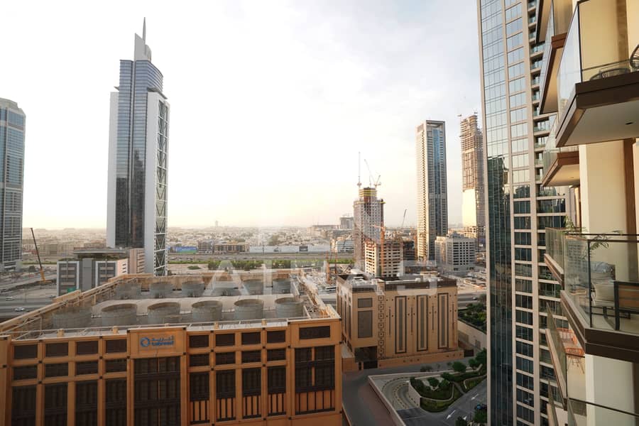 Emaar's Burj Crown: Spacious 2BR in Heart of Downtown - Image 18
