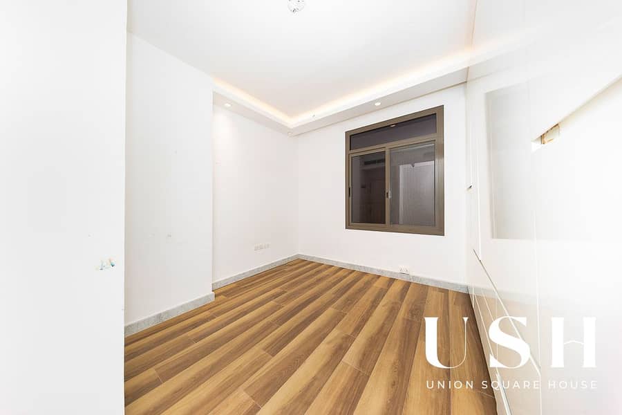 Single Row 4-Bedroom Townhouse for Rent | 7,297 sq. ft Large Plot - Image 11