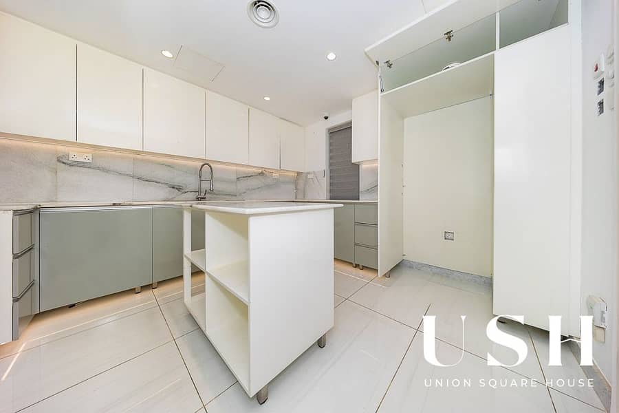 Single Row 4-Bedroom Townhouse for Rent | 7,297 sq. ft Large Plot - Image 27