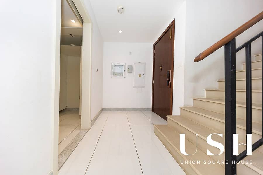 Single Row 4-Bedroom Townhouse for Rent | 7,297 sq. ft Large Plot - Image 33