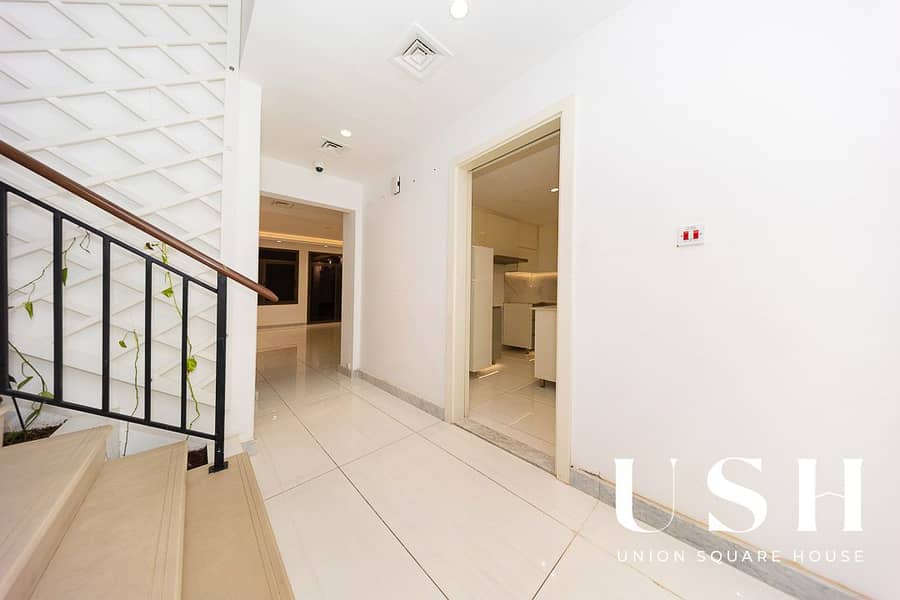 Single Row 4-Bedroom Townhouse for Rent | 7,297 sq. ft Large Plot - Image 36