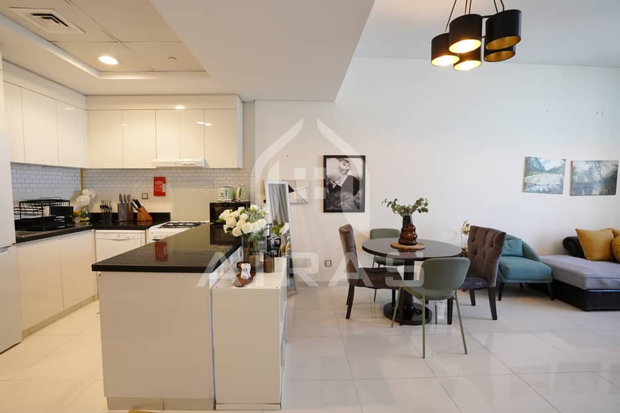 FULLY FURNISHED 1 BEDROOM - Image 11