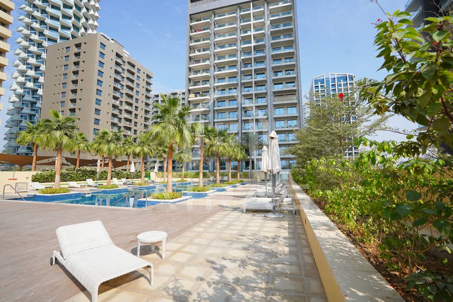 FULLY FURNISHED 1 BEDROOM - Image 23