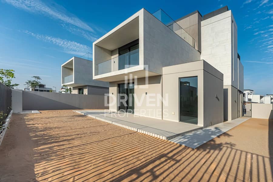 Single Row | Keys in Hand | Motivated Seller