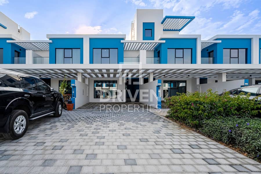 Vacant | Inner Community View | Brand New | Vastu