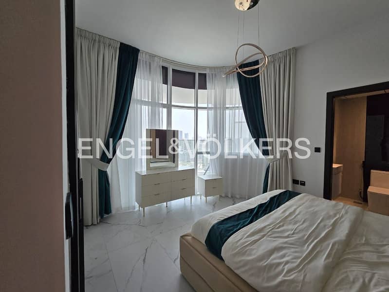 Vacant | Brand New | Fully Furnished - Image 6