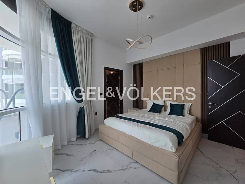 Vacant | Brand New | Fully Furnished - Image 7