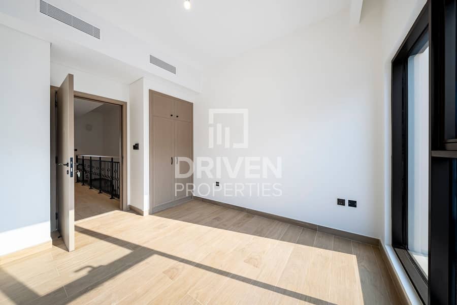 Vacant | Inner Community View | Brand New | Vastu - Image 8