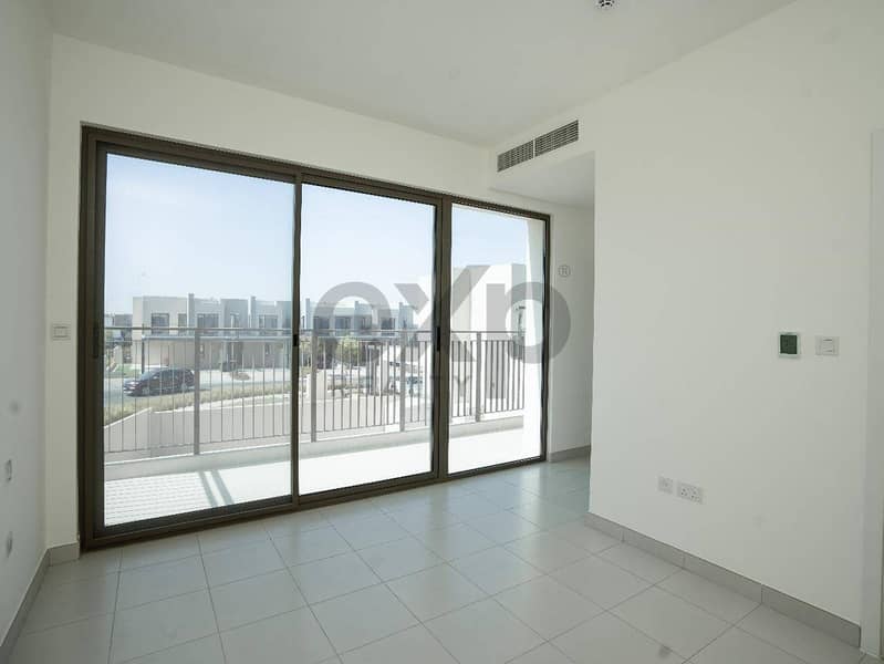 VACANT | SINGLE ROW | BRAND NEW | BALCONY | CORNER - Image 13