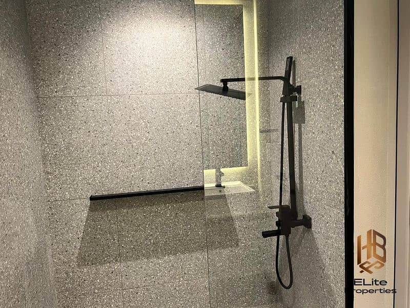 MODERN STUDIO I GREAT AMENITIES I PRIME INVESTMENT - Image 10