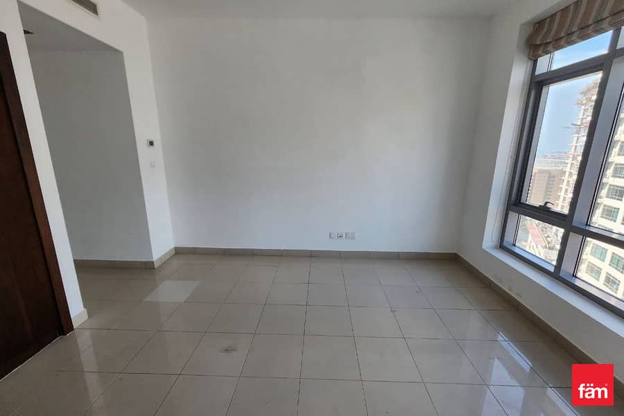 Chiller Free | Vacant | High Floor | Unfurnished - Image 7