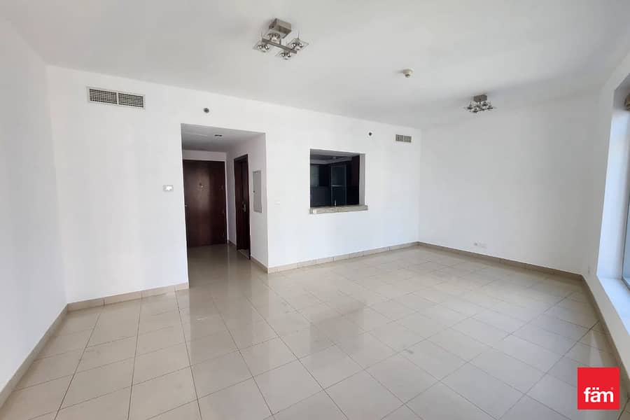 Chiller Free | Vacant | High Floor | Unfurnished - Image 10