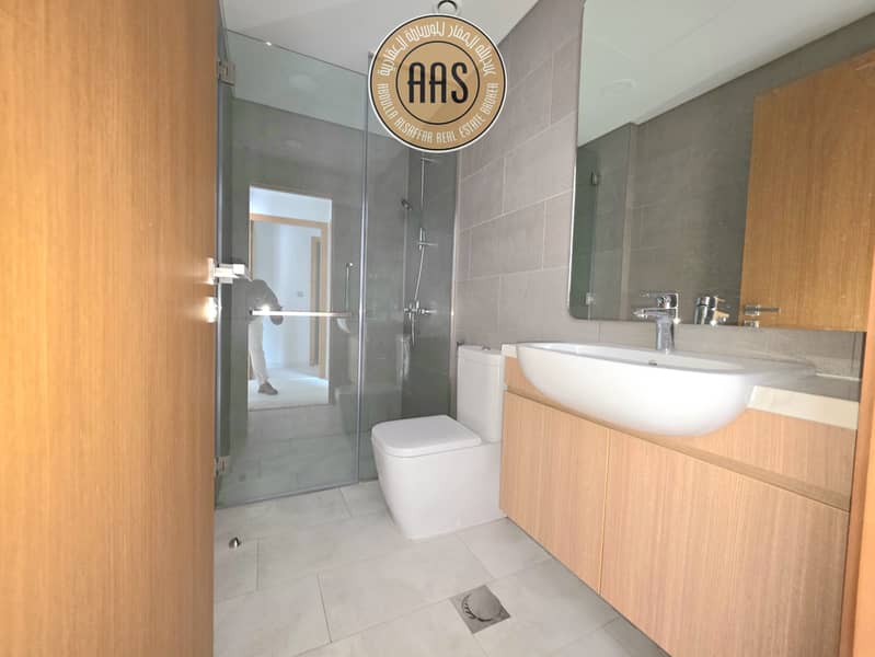 Well-Located 4BR + Maid Villa Near All Amenities – Best Price AED 210,500 - Image 7