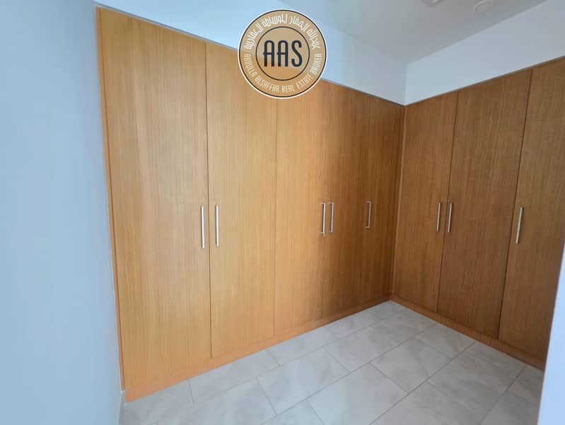 Well-Located 4BR + Maid Villa Near All Amenities – Best Price AED 210,500 - Image 16