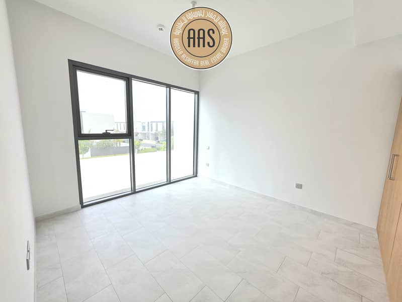 Well-Located 4BR + Maid Villa Near All Amenities – Best Price AED 210,500 - Image 19