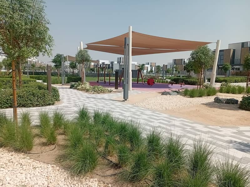 Lagoon/Park View | Vacant | Real Advert