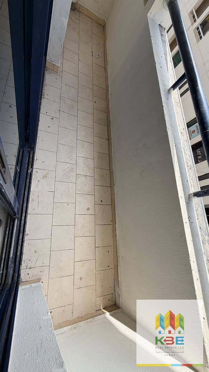 Spacious Studio for rent in prime location.