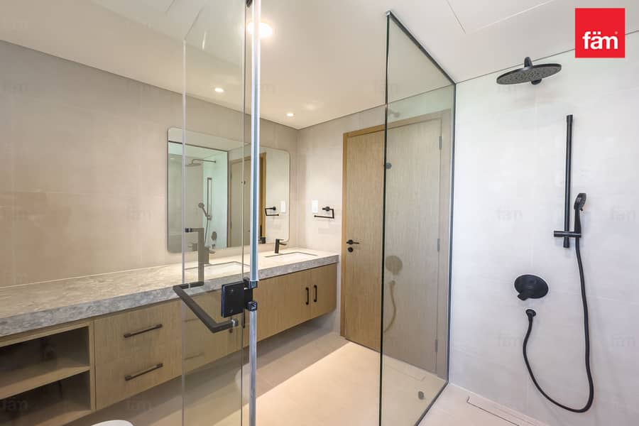 Single Row | Corner | Green Belt |Vacant - Image 14