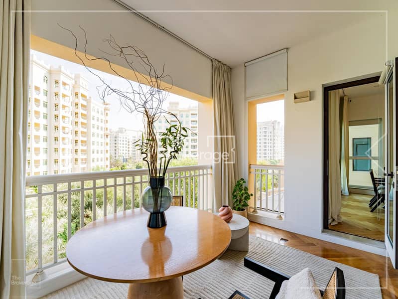 Park facing | Vacant for Move in | Upgraded - Image 23