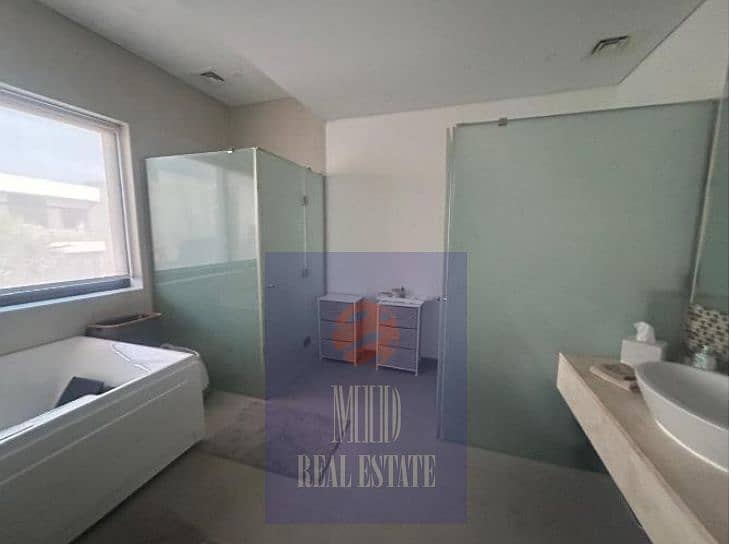 Golf Course View /Spacious 6BR Villa / Large Plot/ Single Row - Image 17