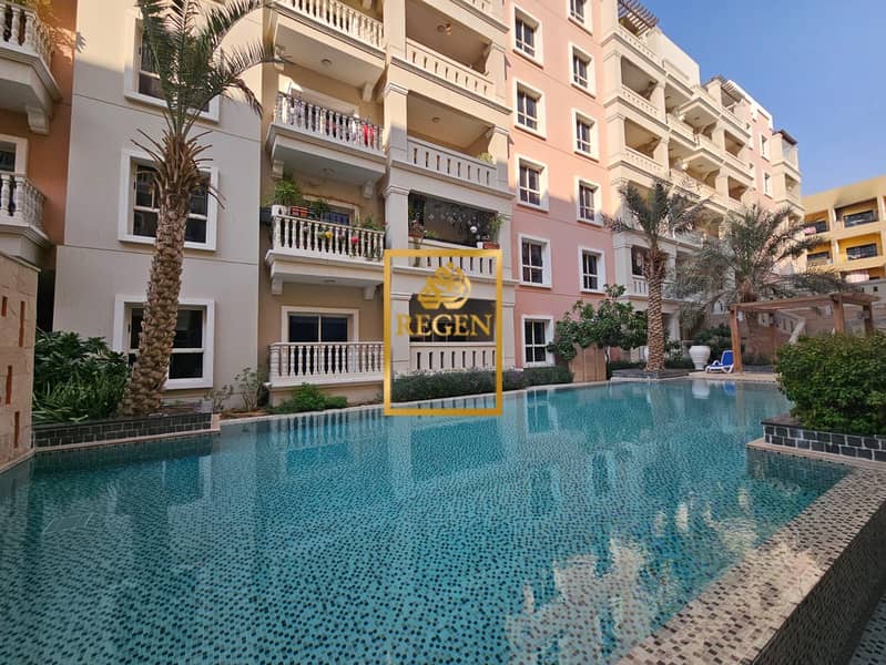 Vacant | 2 Bedroom Hall with Maid's Room