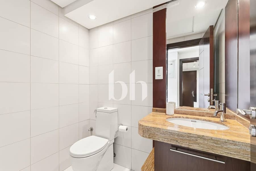 High Floor|Investors Deal|Canal and Downtown View - Image 11