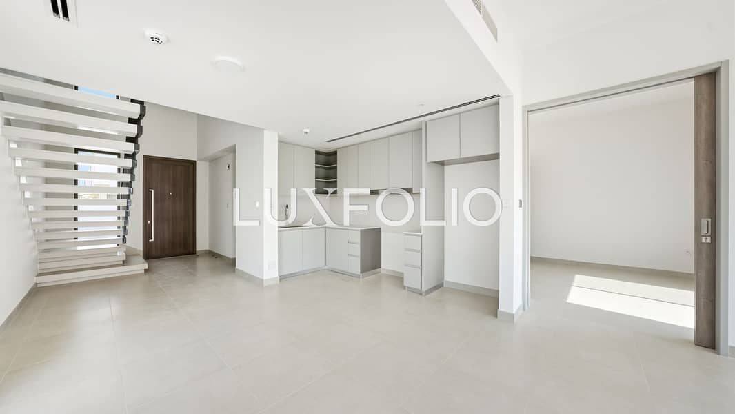 Large Plot| On Park | Full Corner