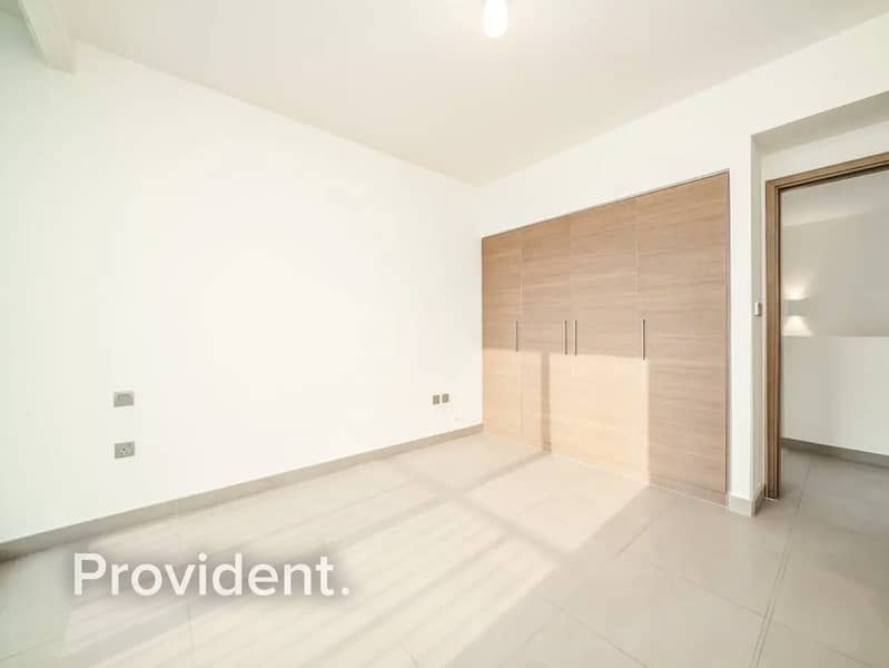 Single Row | Vacant on Transfer | Multiple Options - Image 6