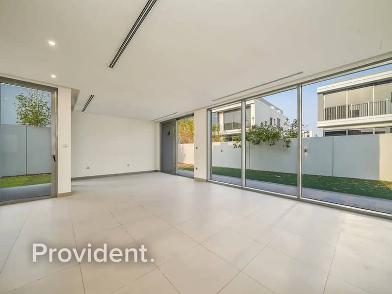 Back to Back | Vacant | Multiple Options | Type E3