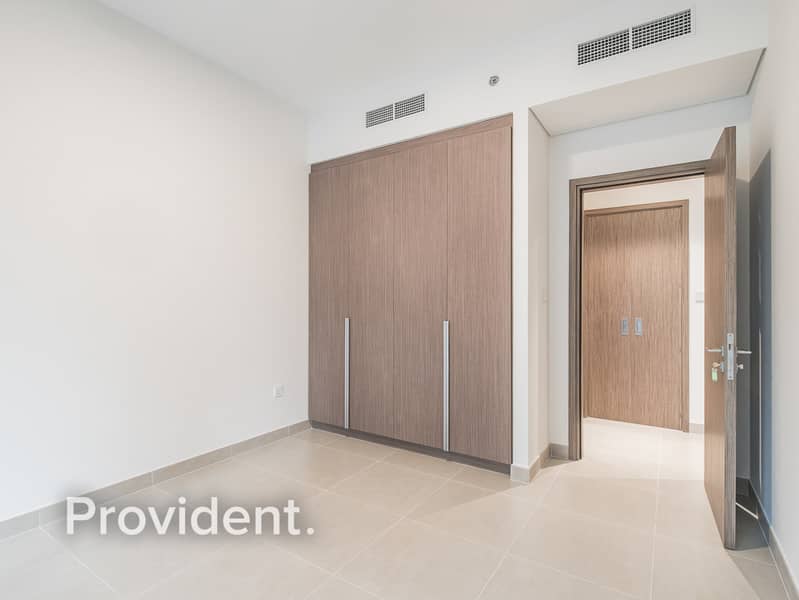 Courtyard View | Brand New | Spacious - Image 18